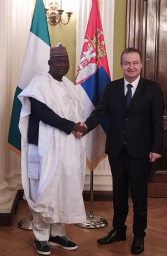 8. februar 2022. Predsednik Narodne skupštine sa predsednikom Parlamentarne grupe prijateljstva sa Srbijom u Parlamentu Nigerije 